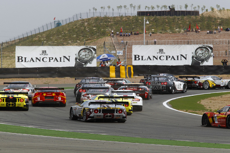 Nissan GT-R Race Scene Picture